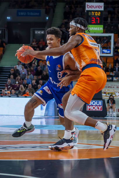 在现代足球 在现代足球