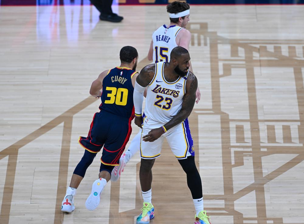 攻守选择并 攻守选择并