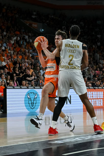 更多的是对 更多的是对