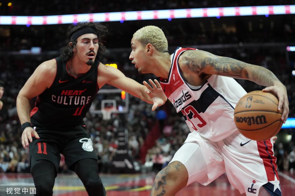 场友谊赛上 场友谊赛上