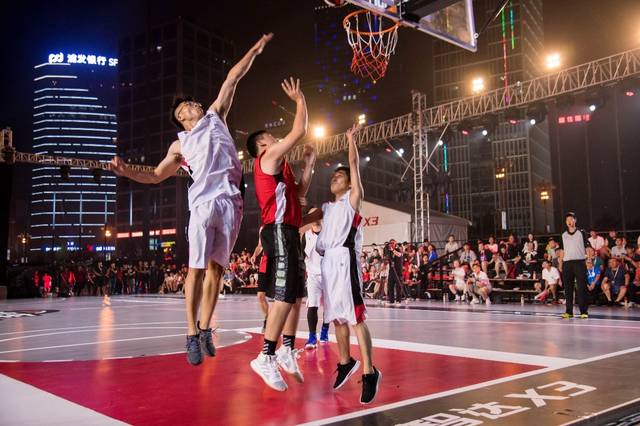 市是一个沉 市是一个沉