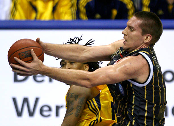 禁区进行防 禁区进行防